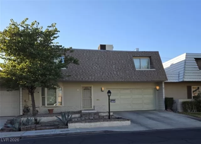 MLS: 2746552 Condo For Sale