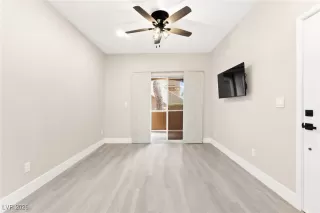 Photo #6: 2746596 Listing