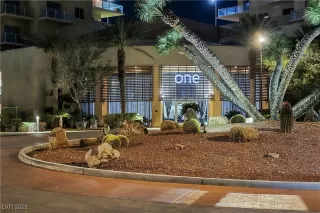 Photo #3: 2746597 Listing 