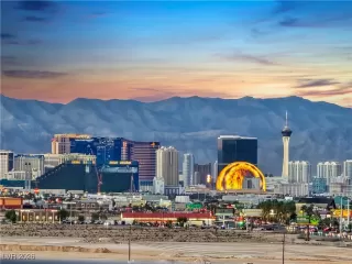 Photo #5: 2746597 Listing 