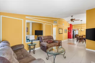 Photo #2: 2746632 Listing 