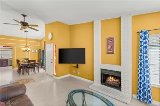 Photo #5: 2746632 Listing 