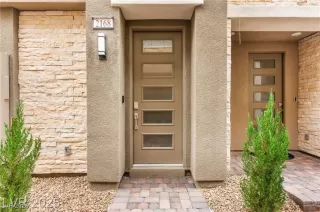 Photo #5: 2746638 Listing