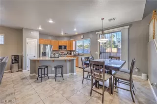 Photo #1: 2746648 Listing 