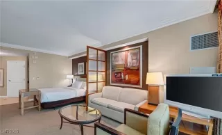 Photo #6: 2746701 Listing