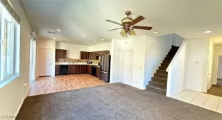 Photo #2: 2746703 Listing