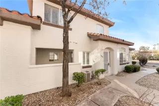 Photo #2: 2746755 Listing 