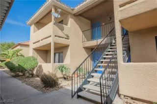 Photo #6: 2746857 Listing 