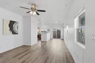 Photo #3: 2746888 Listing 