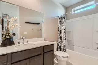 Photo #6: 2746928 Listing 