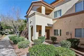 Photo #1: 2746963 Listing 