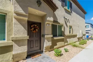 Photo #1: 2746968 Listing