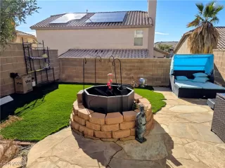 Photo #2: 2747000 Listing 