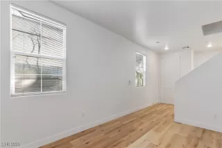 Photo #4: 2747013 Listing 