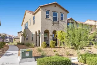 Photo #2: 2747029 Listing 