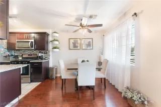 Photo #4: 2747041 Listing 