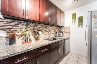 Photo #6: 2747041 Listing 