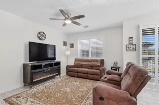 Photo #4: 2747062 Listing 