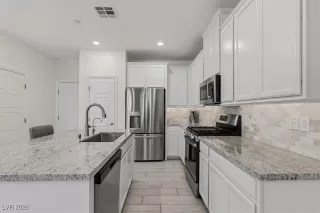 Photo #6: 2747062 Listing 