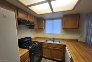 Photo #3: 2747073 Listing 