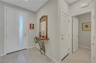 Photo #1: 2747097 Listing 