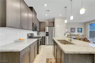 Photo #4: 2747097 Listing 