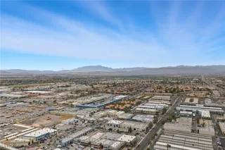 Photo #4: 2747105 Listing 