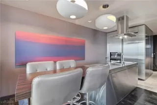 Photo #5: 2747105 Listing 