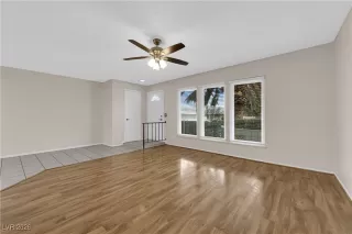 Photo #5: 2747109 Listing 