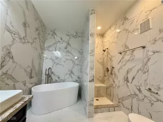 Photo #4: 2747123 Listing 