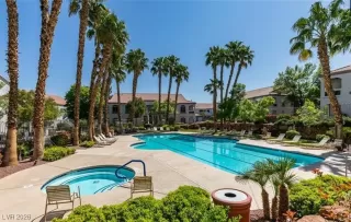 Photo #3: 2747124 Listing 