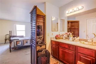 Photo #4: 2747208 Listing 