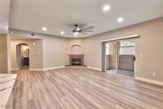 Photo #4: 2747215 Listing 