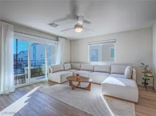 Photo #2: 2747240 Listing 