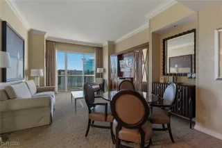 Photo #4: 2747257 Listing 