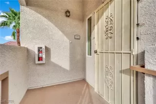 Photo #1: 2747260 Listing