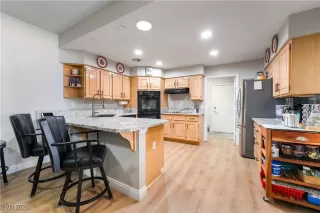 Photo #6: 2747269 Listing 