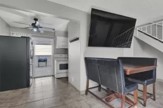 Photo #4: 2747287 Listing 