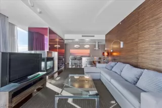 Photo #2: 2747299 Listing 