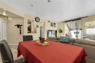 Photo #5: 2747384 Listing 