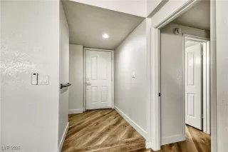 Photo #3: 2747390 Listing 