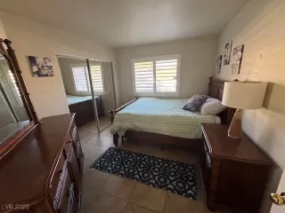 Photo #4: 2747406 Listing 