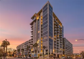 Primary Photo for MLS#: 2747496