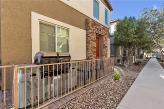 Photo #1: 2747514 Listing 