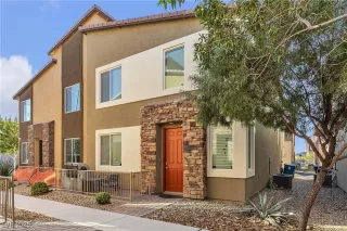 Photo #2: 2747514 Listing 