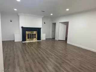 Photo #6: 2747516 Listing 