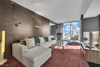 Photo #5: 2747523 Listing 