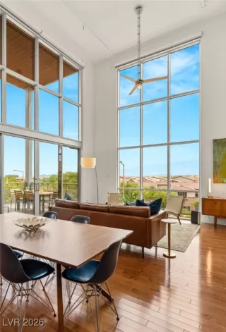 Photo #1: 2747563 Listing 