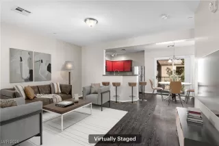 Photo #1: 2747657 Listing 