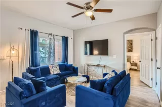 Photo #3: 2747662 Listing 